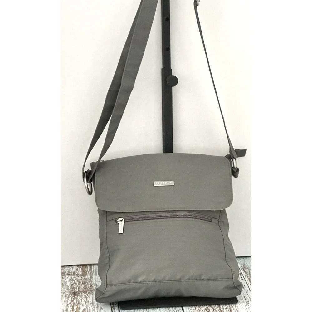 Baggallini Gray Nylon‎ Small Crossbody Purse Bag Adjustable Strap